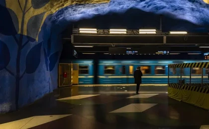 metro-4501839_640